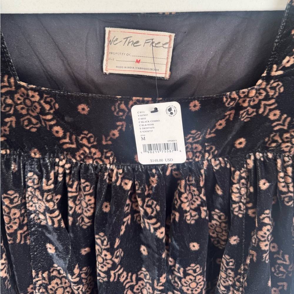 Free People We The Free Black Velvet Floral Babydoll Mini Dress  NWT Medium - Picture 2 of 7